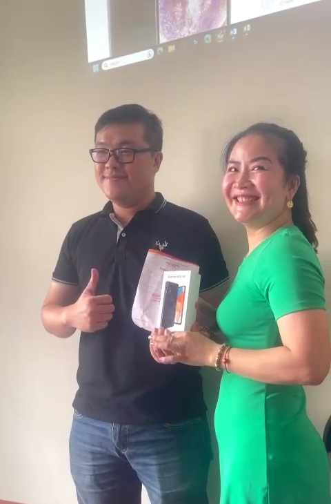 chuc mung chu nhan san pham samsung a23 128gb